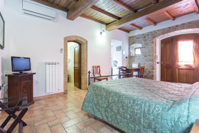 Pucci Country House Ferentillo Quarto foto